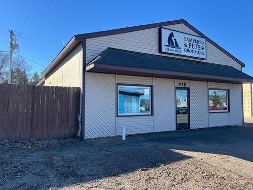 715 Charles St, Brainerd, MN, 56401-3211 | Card Image