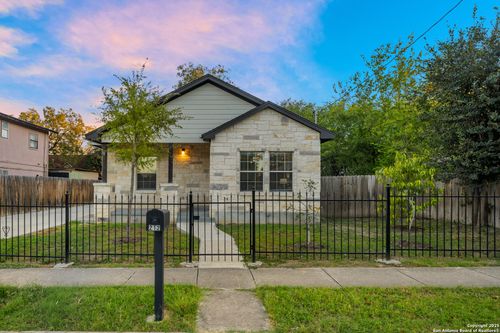 212 W Baylor, San Antonio, TX, 78204-2509 | Card Image