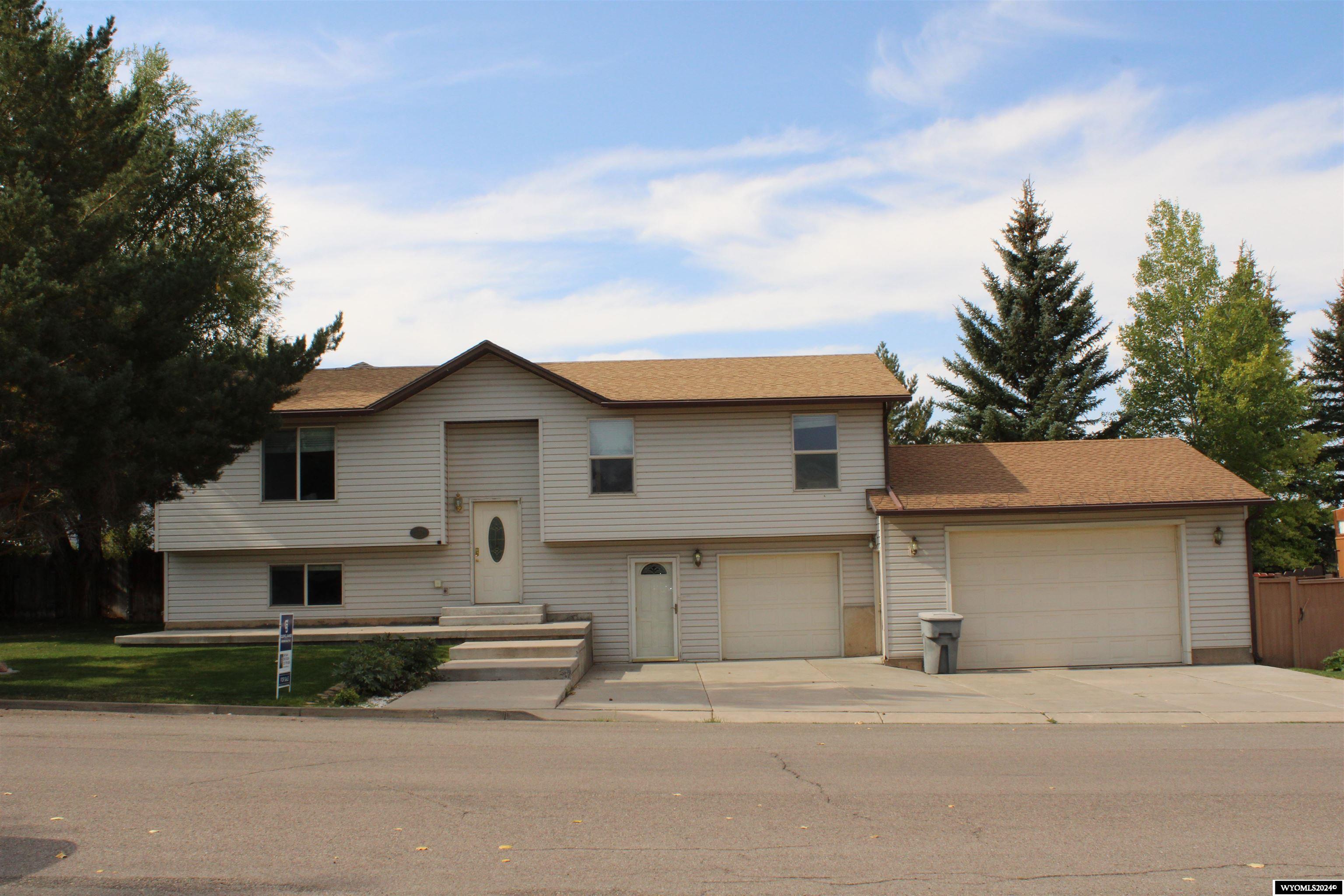 Twin Ridge Ave, Evanston, WY 82930
