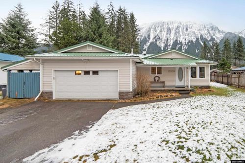 4171 Aspen Avenue, Juneau, AK, 99801 | Card Image