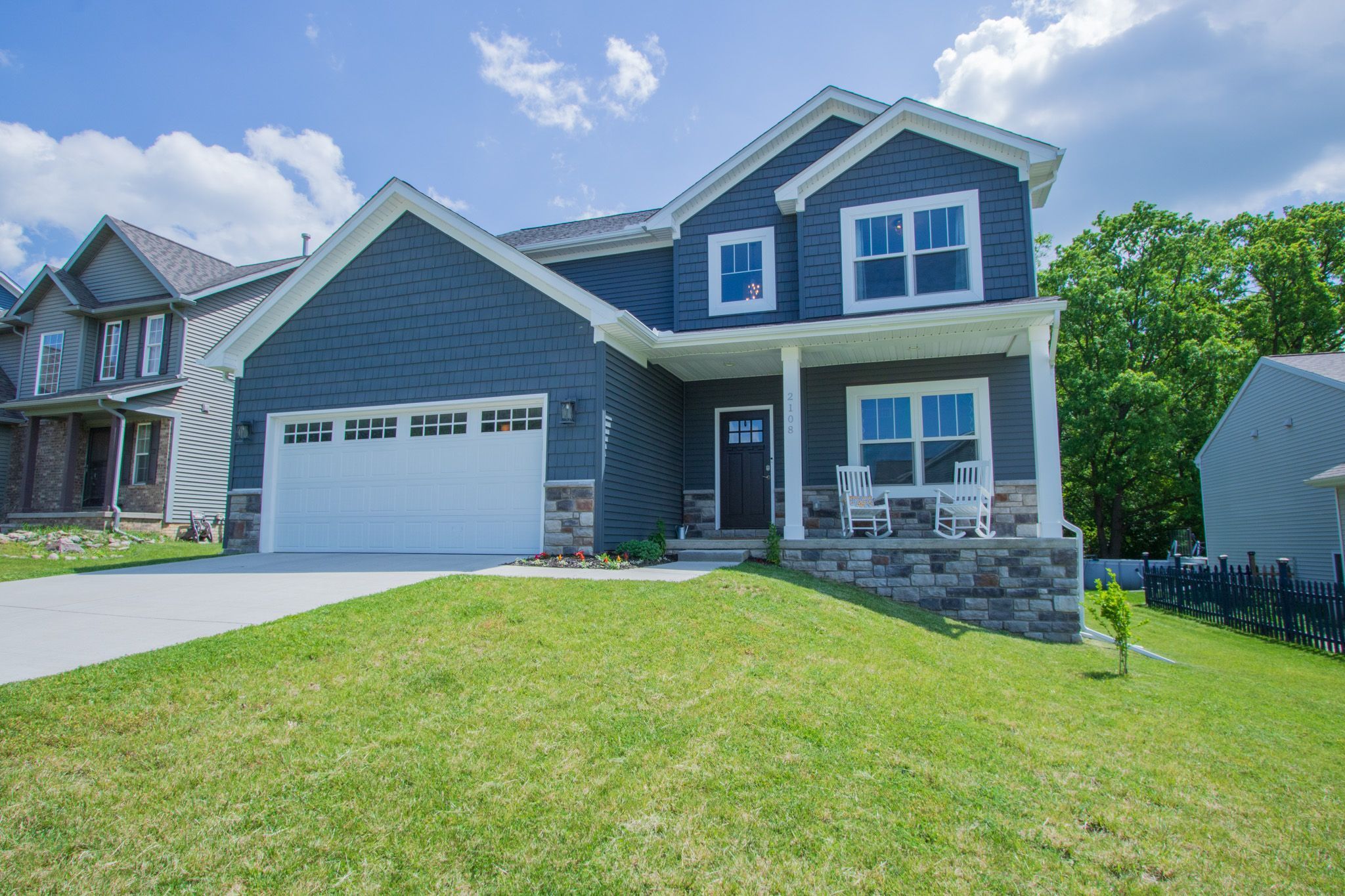 Rolling Hills Dr, Holly, MI 48442