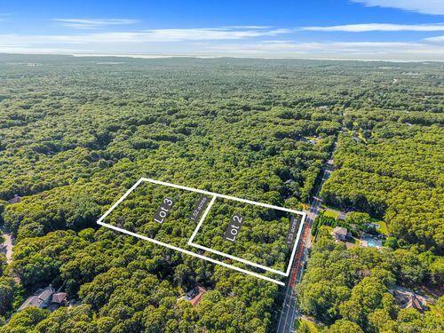 200 Wading River Rd, Manorville, NY, 11949-3450 | Card Image