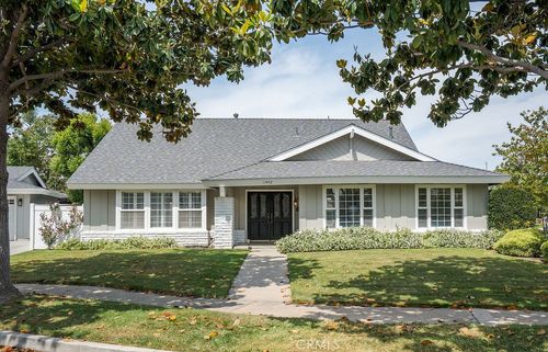 17442 Parker Dr, Tustin, CA, 92780-2340 | Card Image