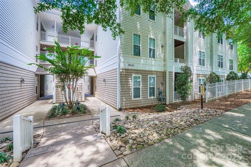 unit-3e-18605 Ruffner Dr, Cornelius, NC, 28031-9022 | Card Image