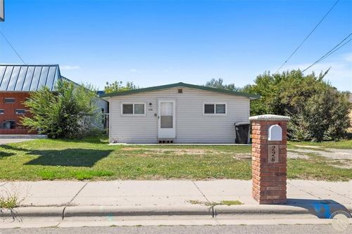 226 Moore Ln, Billings, MT, 59101-3417 | Card Image