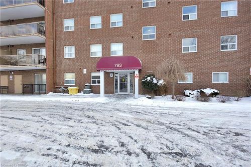 212-793 Colborne St, Brantford, ON, N3S7J3 | Card Image