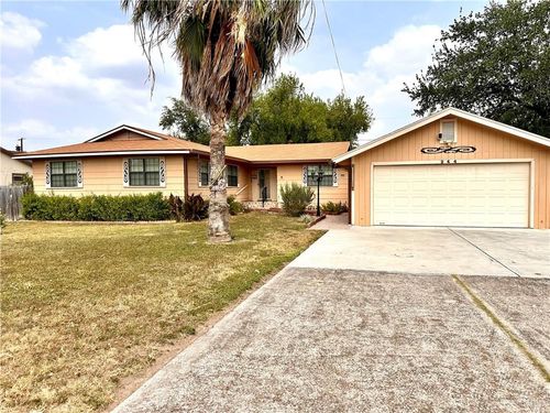 244 N 10th St, Raymondville, TX, 78580-2228 | Card Image