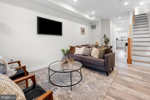 816 N Belnord Ave, BALTIMORE, MD, 21205-1710 | Card Image