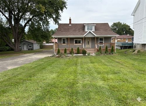 644 Porter Ave, Campbell, OH, 44405-1417 | Card Image