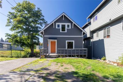 3414 S G Street, House other with 3 bedrooms, 2 bathrooms and null parking in Tacoma WA | Image 1