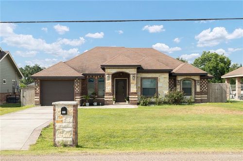 425 E Nebraska Rd, Alamo, TX, 78516-7008 | Card Image