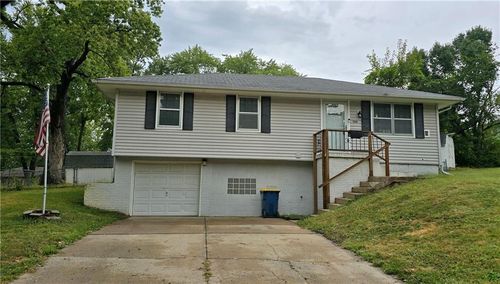 12008 Kentucky Ave, Sugar Creek, MO, 64054-1300 | Card Image