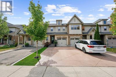 290 Severn Dr, Townhouse with 3 bedrooms, 3 bathrooms and 2 parking in Guelph ON | Image 1