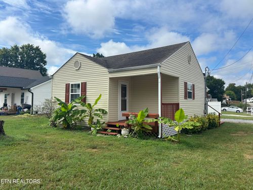 515 Rule St, Maryville, TN, 37804-3233 | Card Image