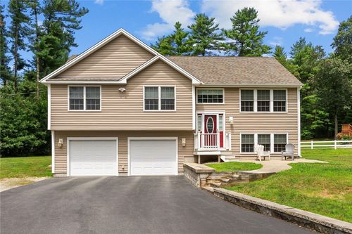 76 Lakehurst Dr, Coventry, RI, 02816-6920 | Card Image