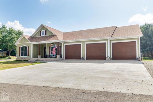 400 Tracy Ln, Paragould, AR, 72450 | Card Image