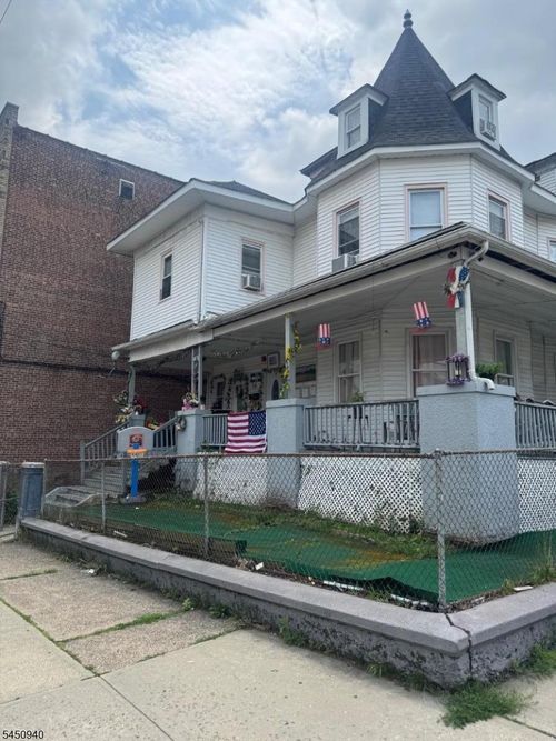 54 17th Ave, Paterson, NJ, 07501-2440 | Card Image