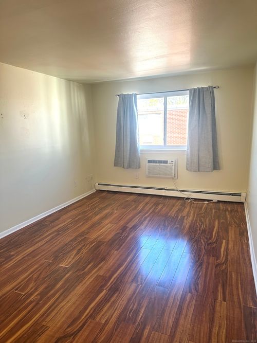 a5-4 Van Zant Street, Norwalk, CT, 06855 | Card Image