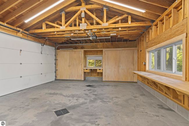 12305 3 Rd St, House other with 5 bedrooms, 4 bathrooms and null parking in Kewadin MI | Image 46