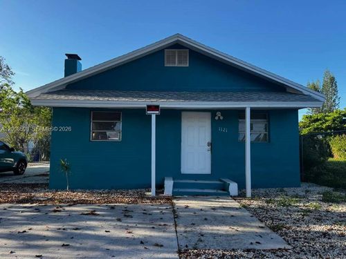1-1121 Nw 40th St, Miami, FL, 33127-2727 | Card Image