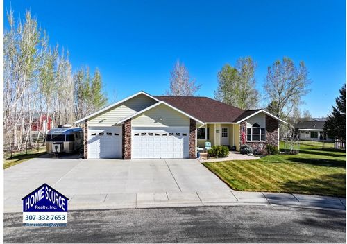 355 Waterfowl Way, Lander, WY, 82520-3070 | Card Image