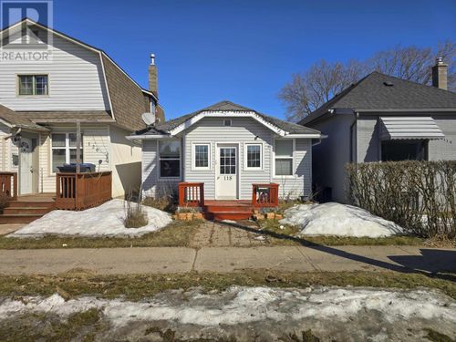 118 Selkirk St N, Thunder Bay, ON, P7C4J9 | Card Image