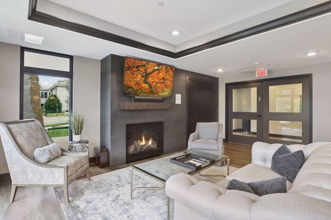 Meyer Place offers a club room for private gatherings | Image 19
