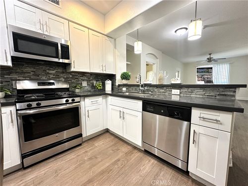 apt-3205-24595 Town Center Dr, Valencia, CA, 91355-1383 | Card Image