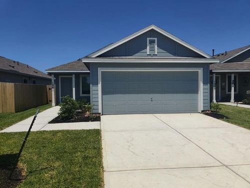 1301 Charlotte Way, Wharton, TX, 77488-5330 | Card Image