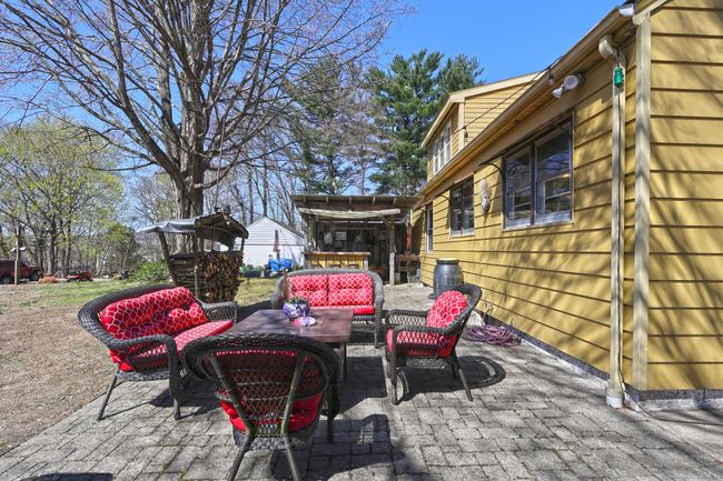 25 Highland Ter, House other with 3 bedrooms, 2 bathrooms and 2 parking in Ansonia CT | Image 5