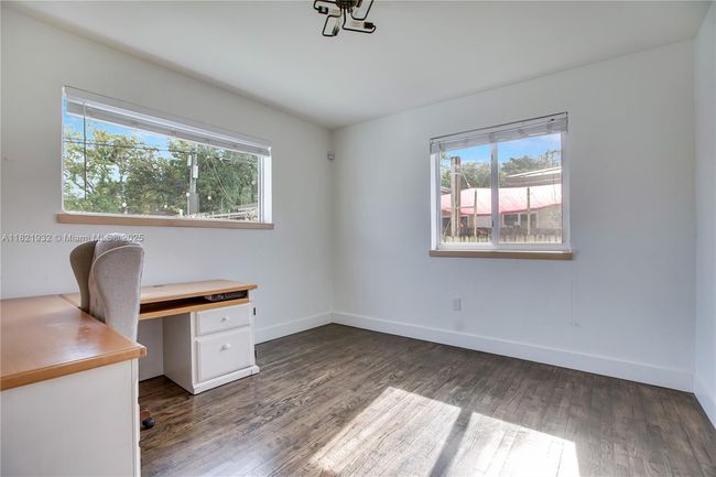 2305 Sw 19 Th Ter, House other with 2 bedrooms, 2 bathrooms and null parking in Miami FL | Image 11