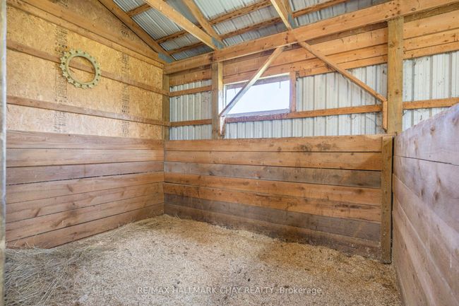 1846 Atkinson Rd, Home with 4 bedrooms, 3 bathrooms and 6 parking in Phelpston ON | Image 47