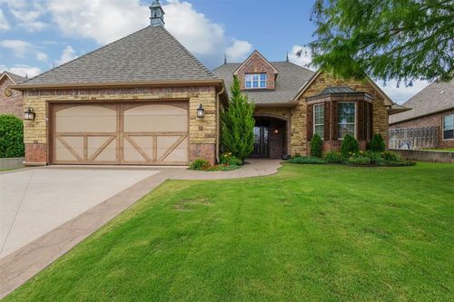 3108 Garden Hill Cir, Edmond, OK, 73034-9290 | Card Image
