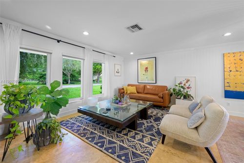 8330 Sw 171st St, Palmetto Bay, FL, 33157-4736 | Card Image