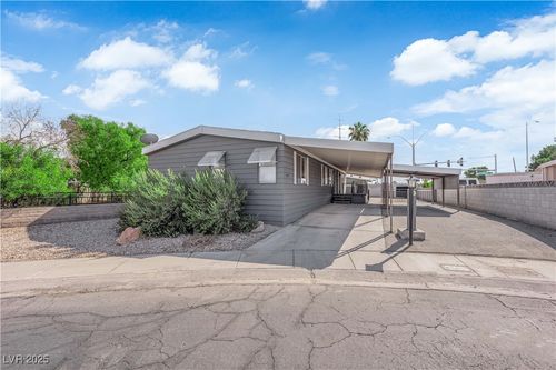 5411 Ario Rd, Las Vegas, NV, 89122-3315 | Card Image