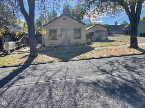 540 Division St, Klamath Falls, OR, 97601-3214 | Card Image