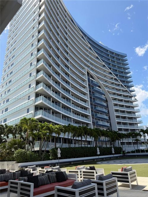 608-3101 Bayshore Dr, Fort Lauderdale, FL, 33304-4249 | Card Image