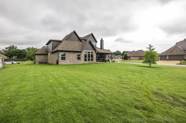 6808 S Chestnut Ave, House other with 4 bedrooms, 3 bathrooms and null parking in Broken Arrow OK | Image 53