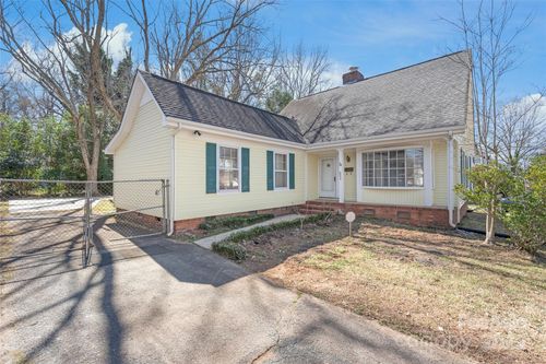 6626 Somersworth Dr, Charlotte, NC, 28215-1841 | Card Image