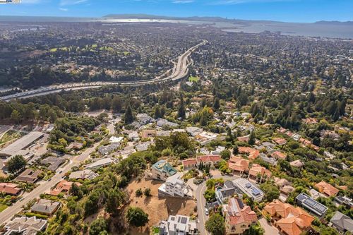 1522 Grand View Dr, Berkeley, CA, 94705-1636 | Card Image