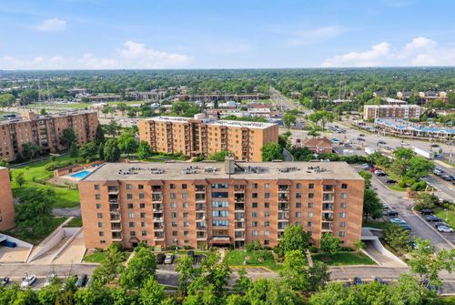 602-1777 W Crystal Ln, Mount Prospect, IL, 60056-5437 | Card Image