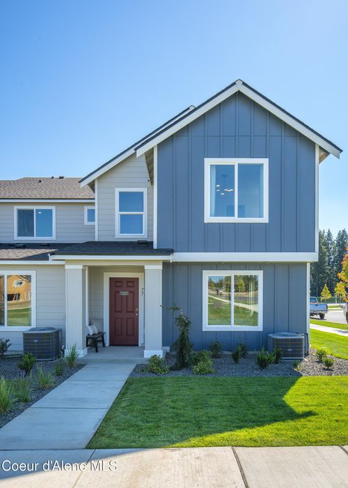 77 E Lupine Ln, Hayden, ID, 83835-7986 | Card Image