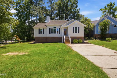 4109 Iron Horse Rd, Raleigh, NC, 27616-5094 | Card Image
