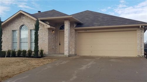 3133 Walingford Dr, Grand Prairie, TX, 75052-6083 | Card Image