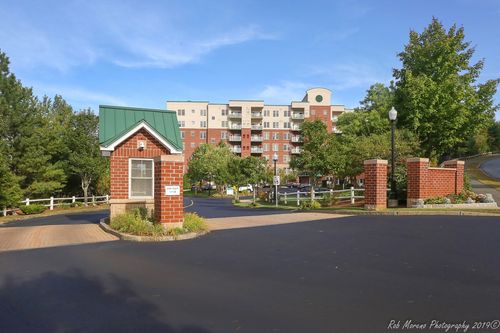 614-38 Village Rd, Middleton, MA, 01949-1229 | Card Image