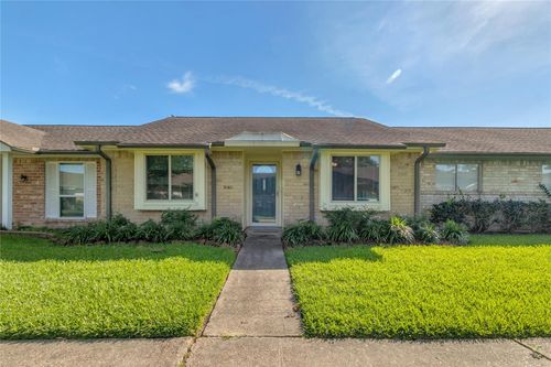 3876 Laura Leigh Dr, Friendswood, TX, 77546-4159 | Card Image