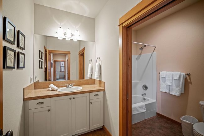 27-web-or-mls-24 Fremont Crossing-27 | Image 25