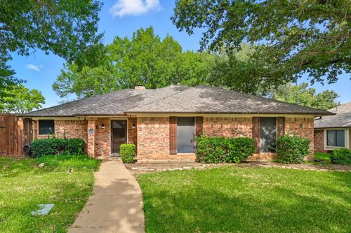 1533 Gunnison Trl, Lewisville, TX, 75077-7542 | Card Image