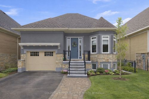 32-25 Brinton Dr, Peterborough, ON, K9J8S9 | Card Image