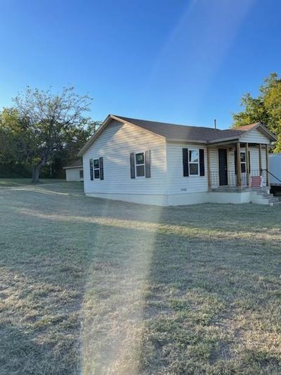 658 Mirike Drive, House other with 2 bedrooms, 1 bathrooms and null parking in White Settlement TX | Image 2